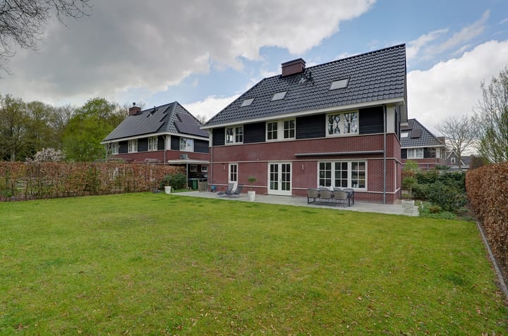 Foto 68 van De Thien 3