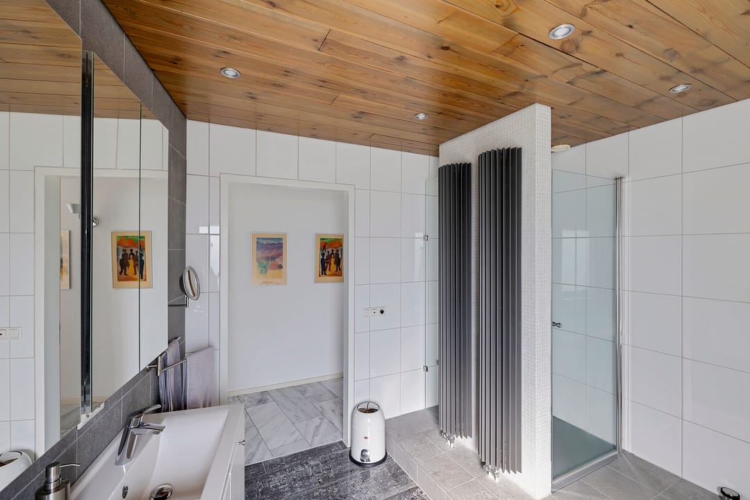 Photo 47 of Watersnip 1