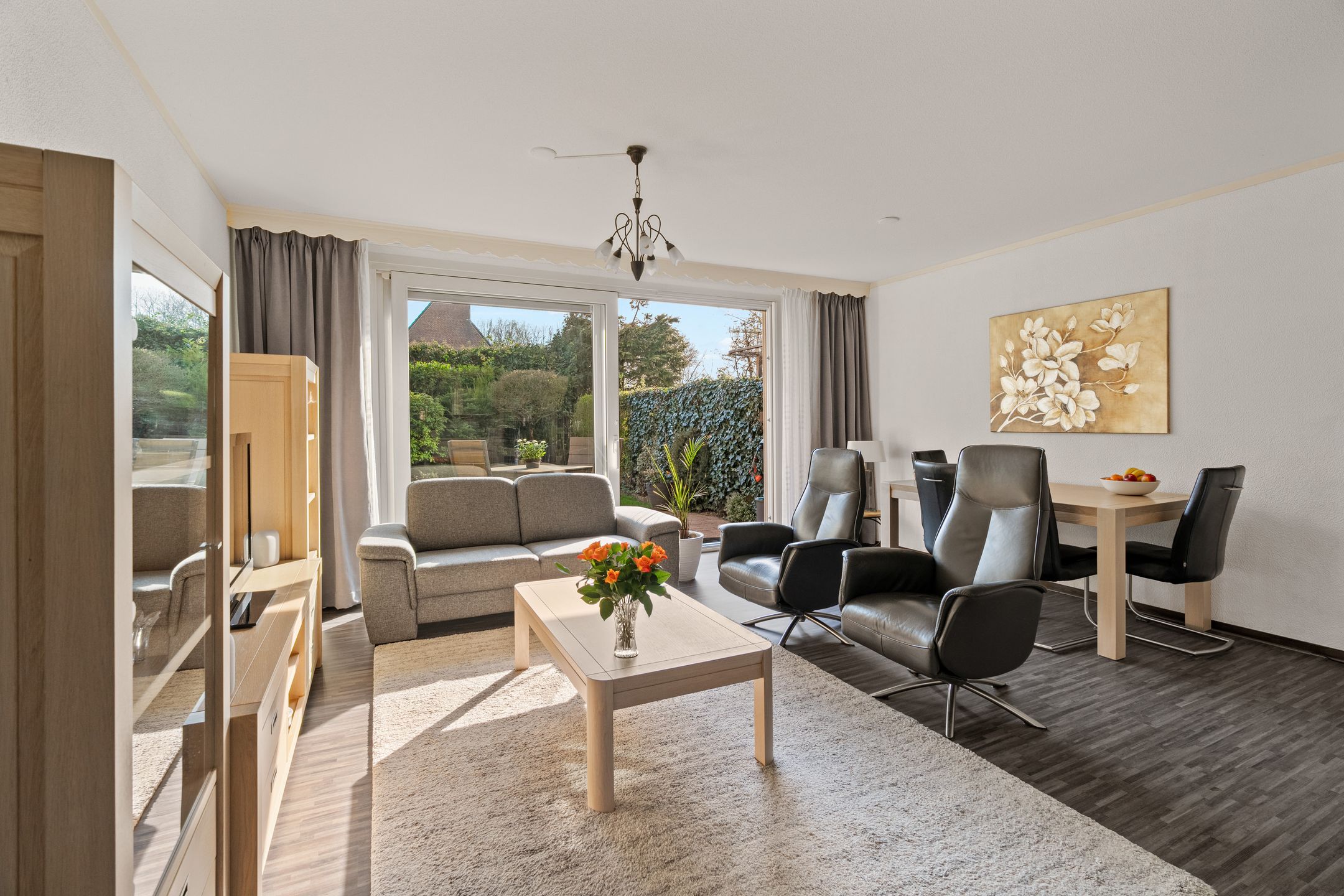 Photo 9 of Ferdinand Huyckburg 46