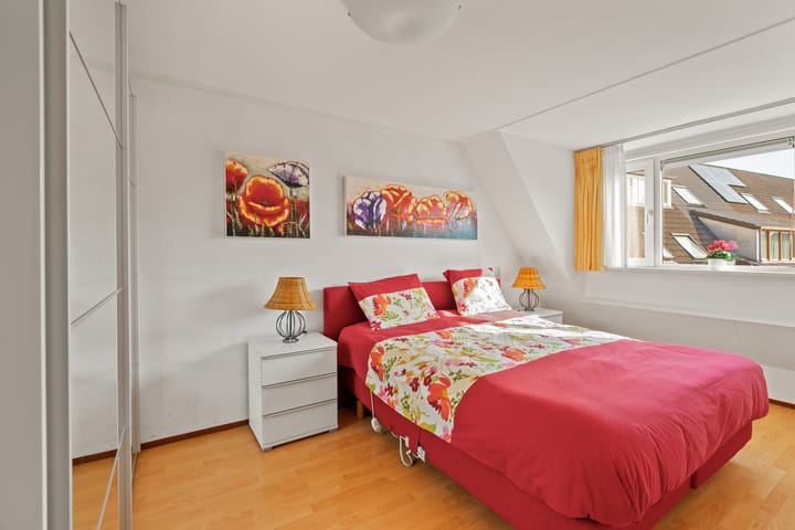 Photo 15 of Ferdinand Huyckburg 46