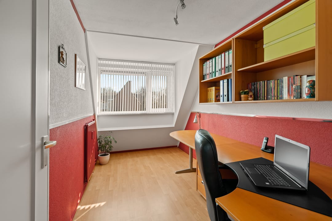 Photo 17 of Ferdinand Huyckburg 46