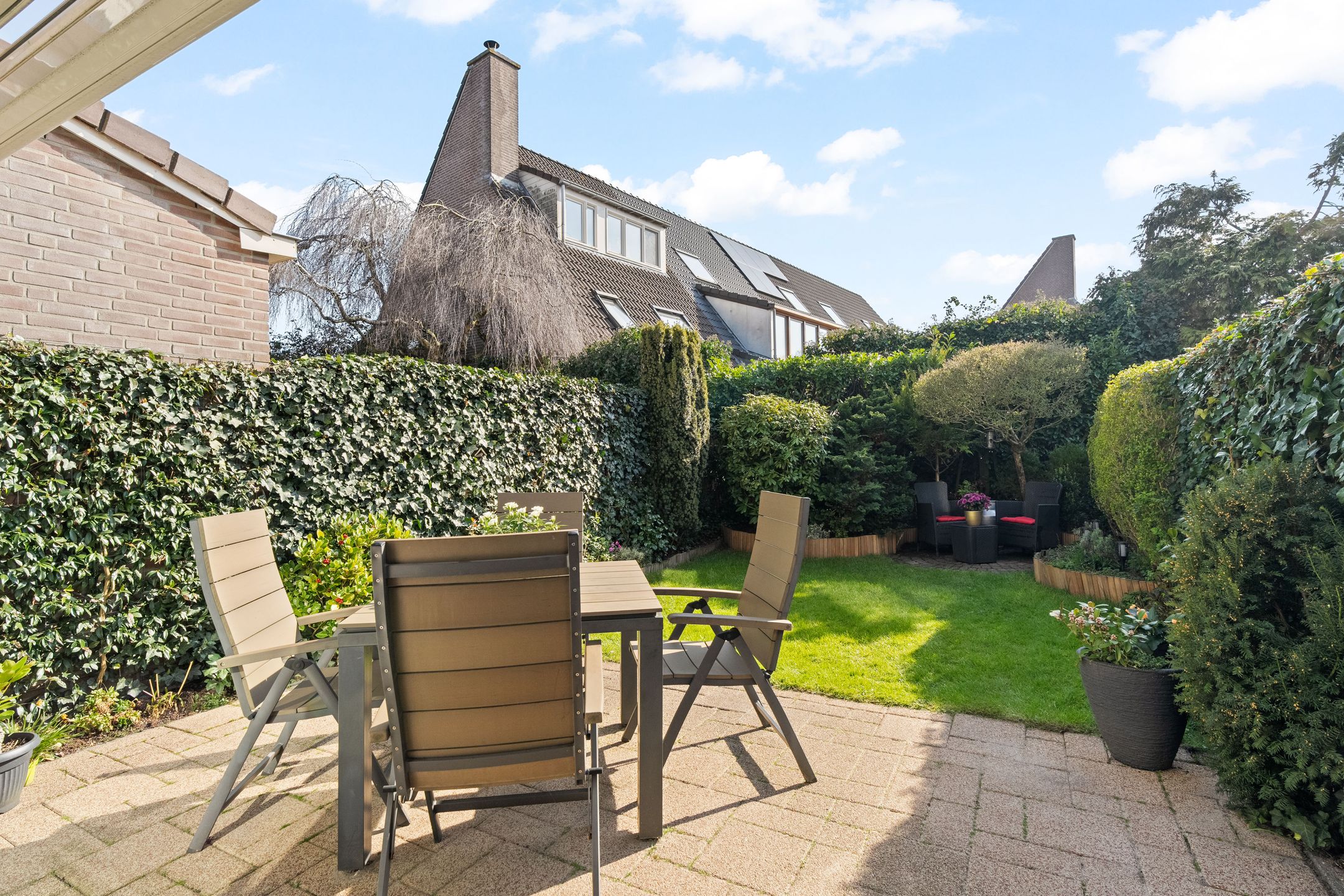 Photo 27 of Ferdinand Huyckburg 46