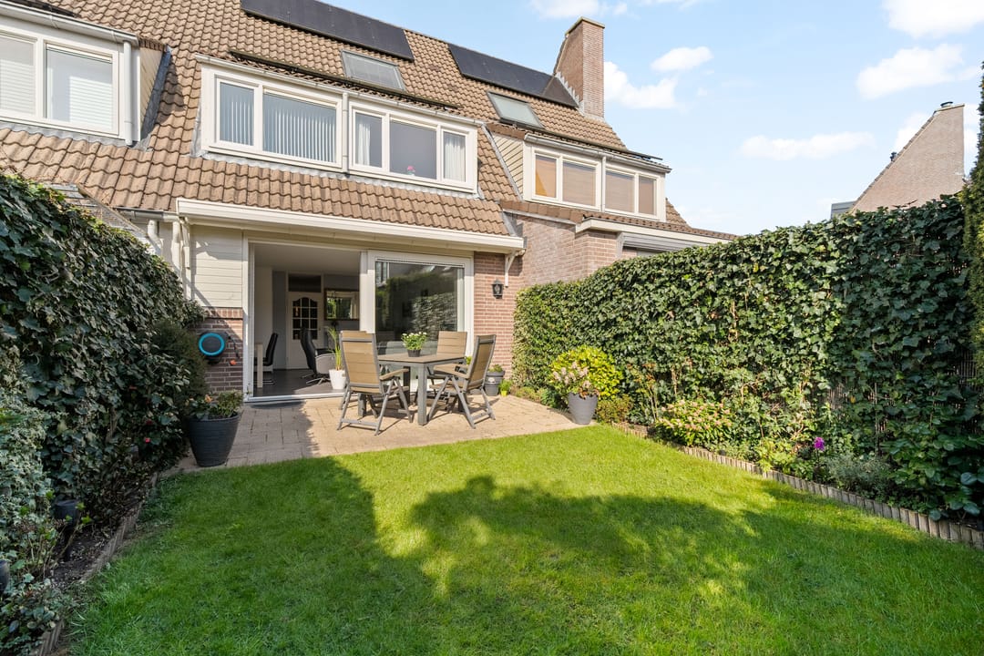 Photo 28 of Ferdinand Huyckburg 46