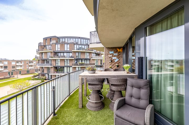 Photo 12 of Antoni Gaudipark 28