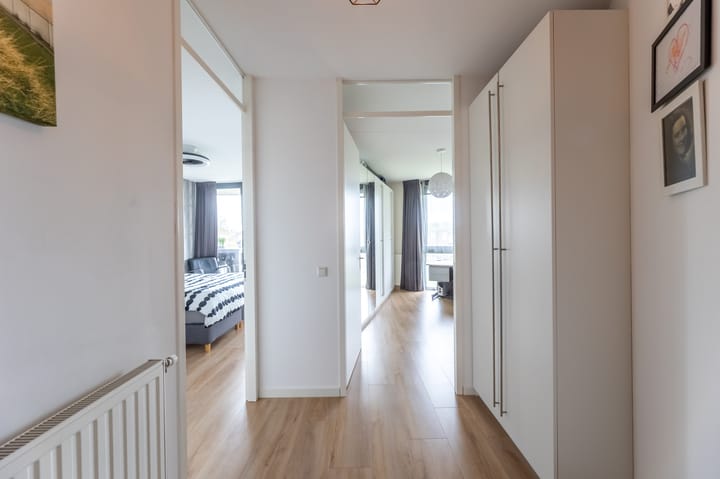 Photo 18 of Antoni Gaudipark 28