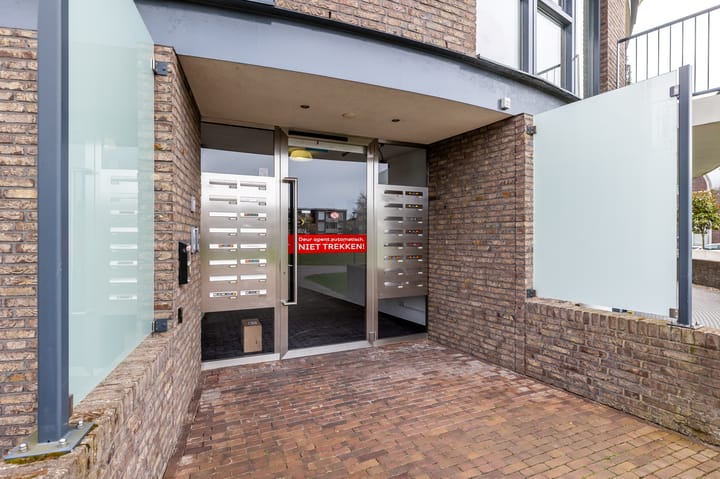 Photo 26 of Antoni Gaudipark 28