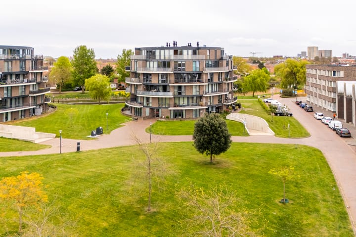 Photo 28 of Antoni Gaudipark 28