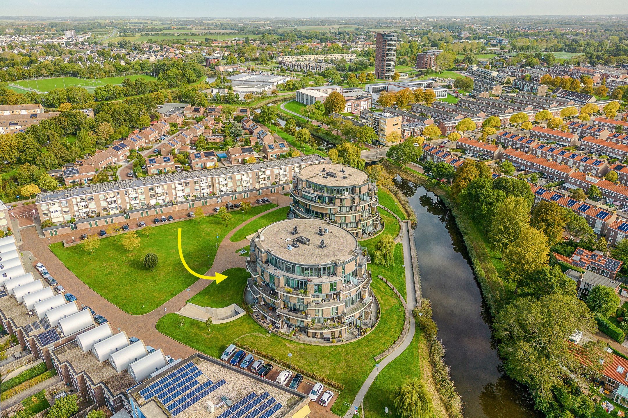 Foto 30 van Antoni Gaudipark 28