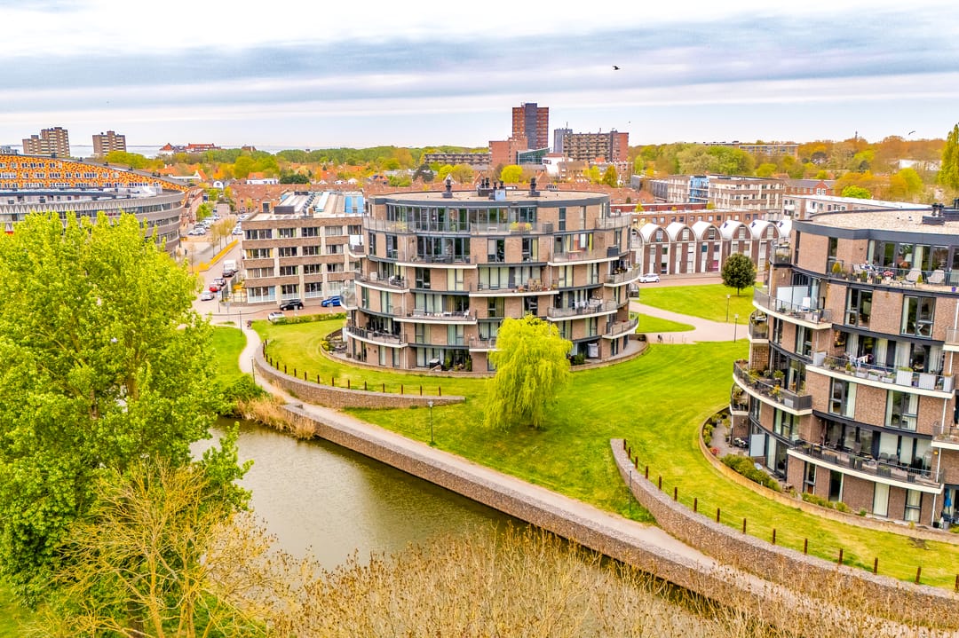 Foto 32 van Antoni Gaudipark 28