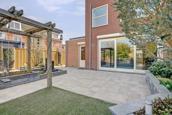 Foto 60 van Poldermeesterstraat 9