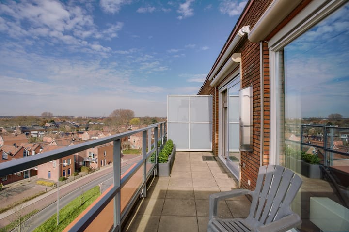 Foto 20 van Secretaris Verhoeffweg 15-P