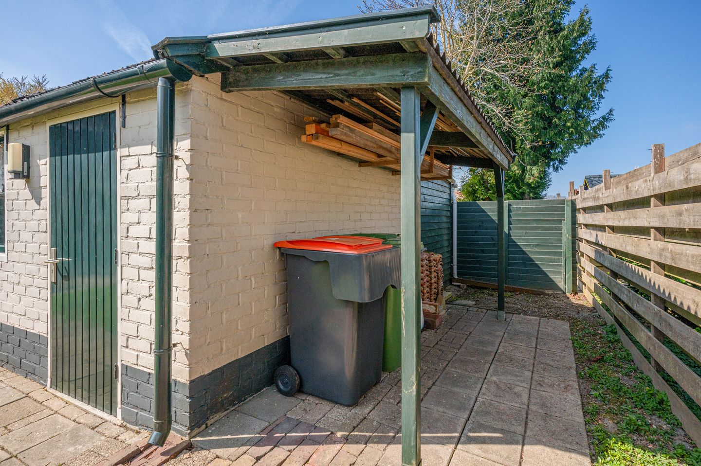 Foto 44 van J.Driegenstraat 22