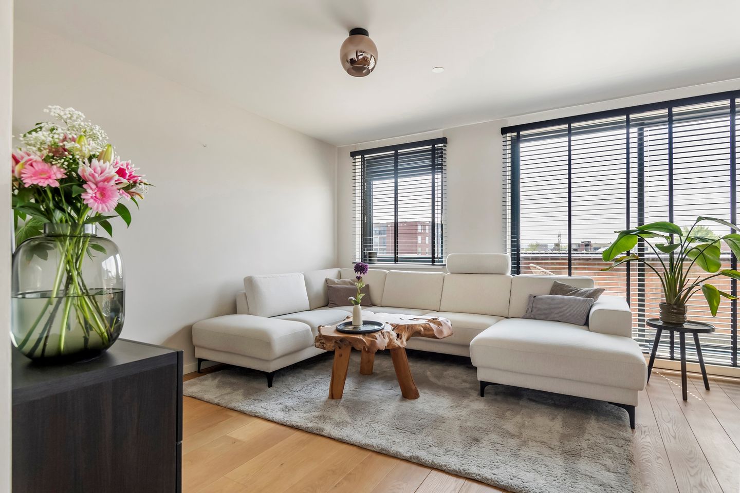 Photo 4 of J.G. Sandbrinkstraat 1-13