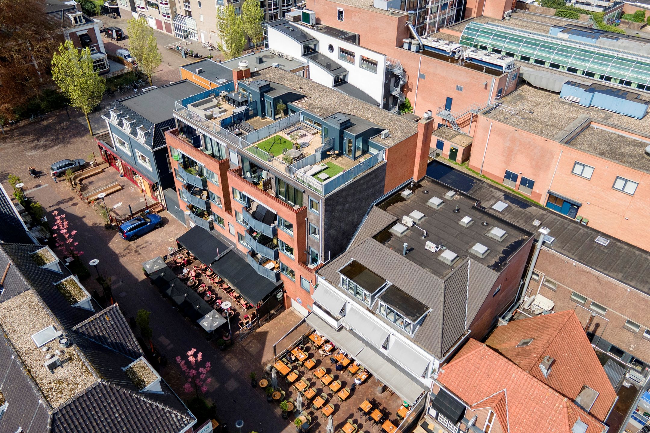 Photo 36 of J.G. Sandbrinkstraat 1-13