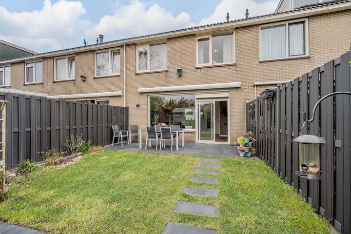 Foto 4 van Fluoriet 10