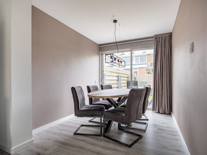 Foto 8 van Tollensstraat 6