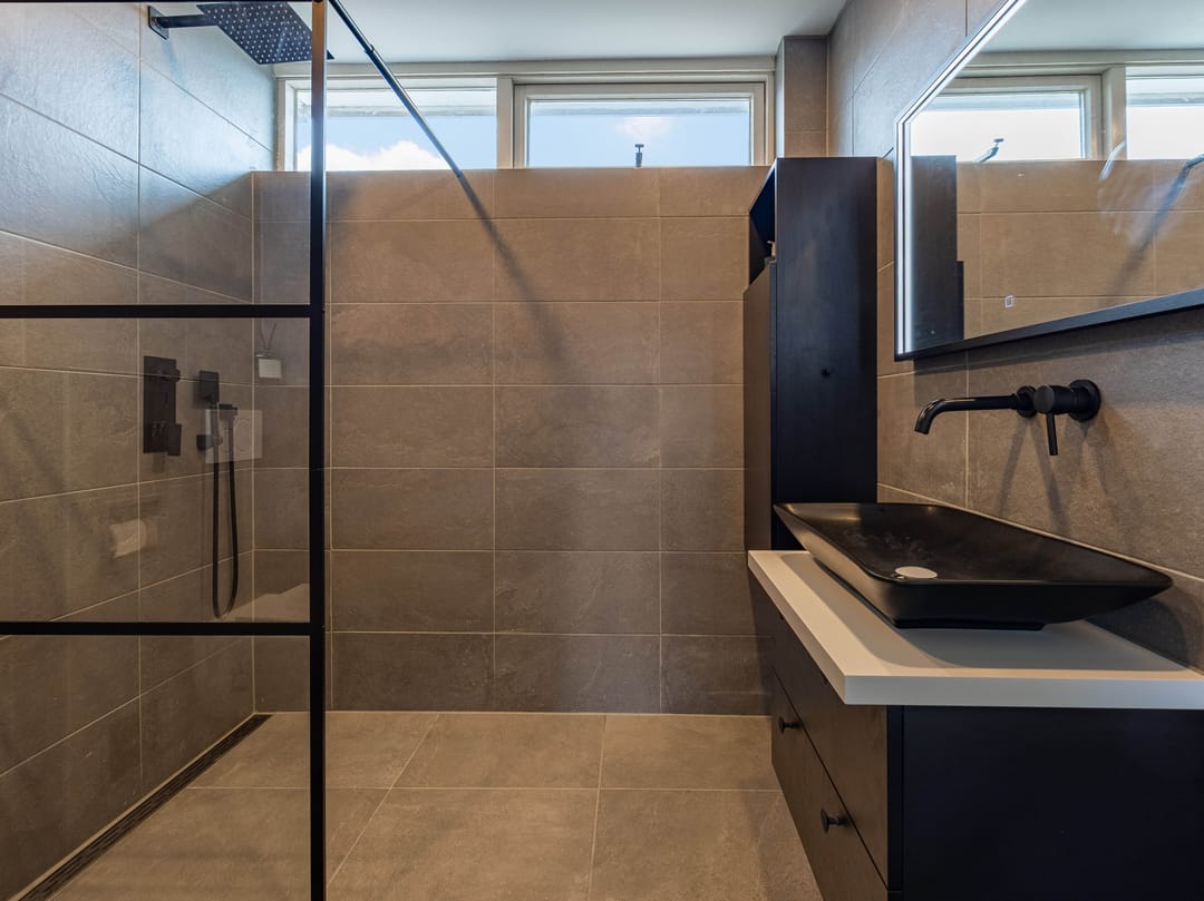 Photo 16 of Tollensstraat 6