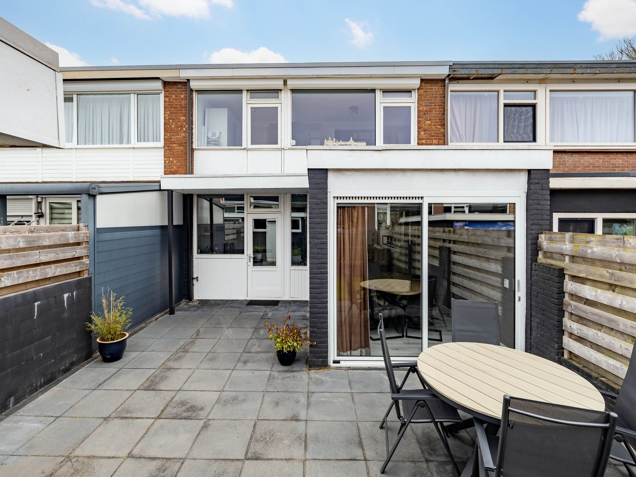 Photo 24 of Tollensstraat 6