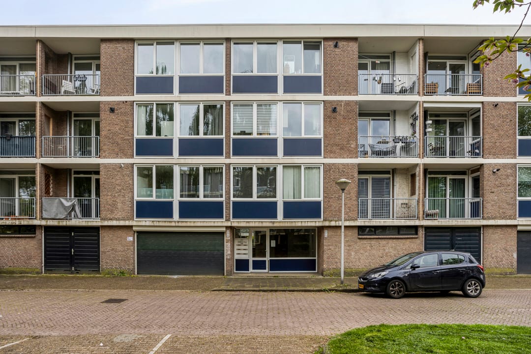 Photo 8 of Colenbranderstraat 17