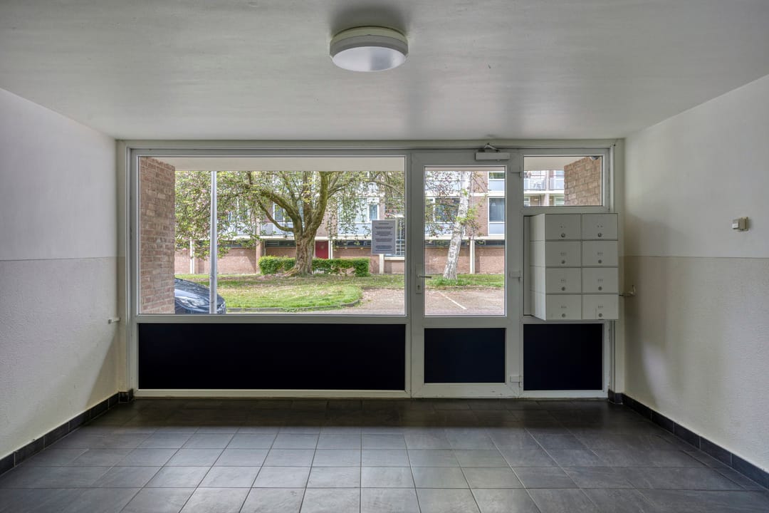 Photo 11 of Colenbranderstraat 17