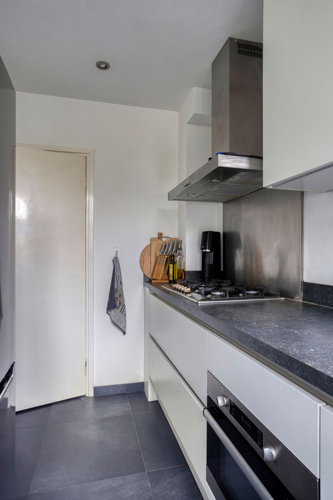 Photo 28 of Colenbranderstraat 17