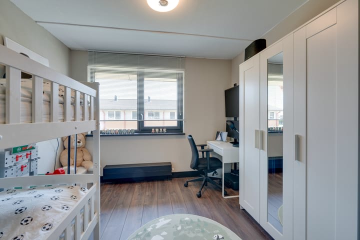 Photo 34 of Steigerdijk 67