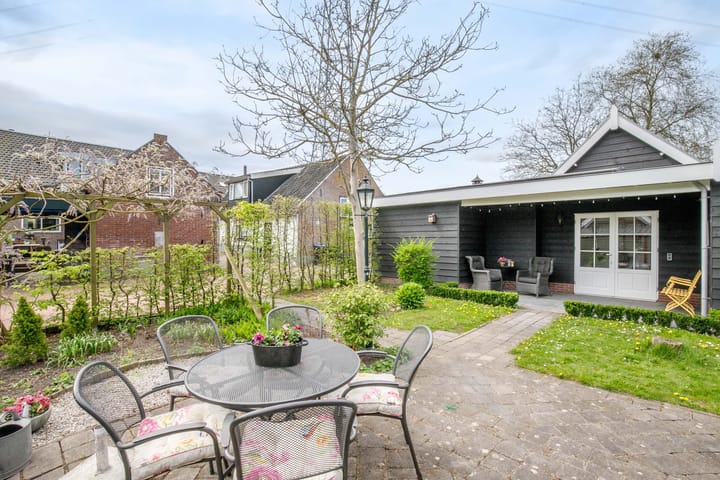 Foto 2 van Schuwacht 134