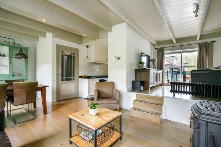 Foto 3 van Schuwacht 134