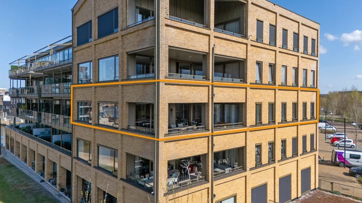 Foto 2 van Iseldoks 205