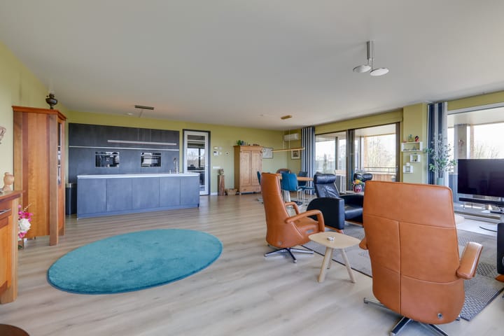 Foto 12 van Iseldoks 205