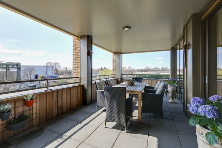 Foto 18 van Iseldoks 205