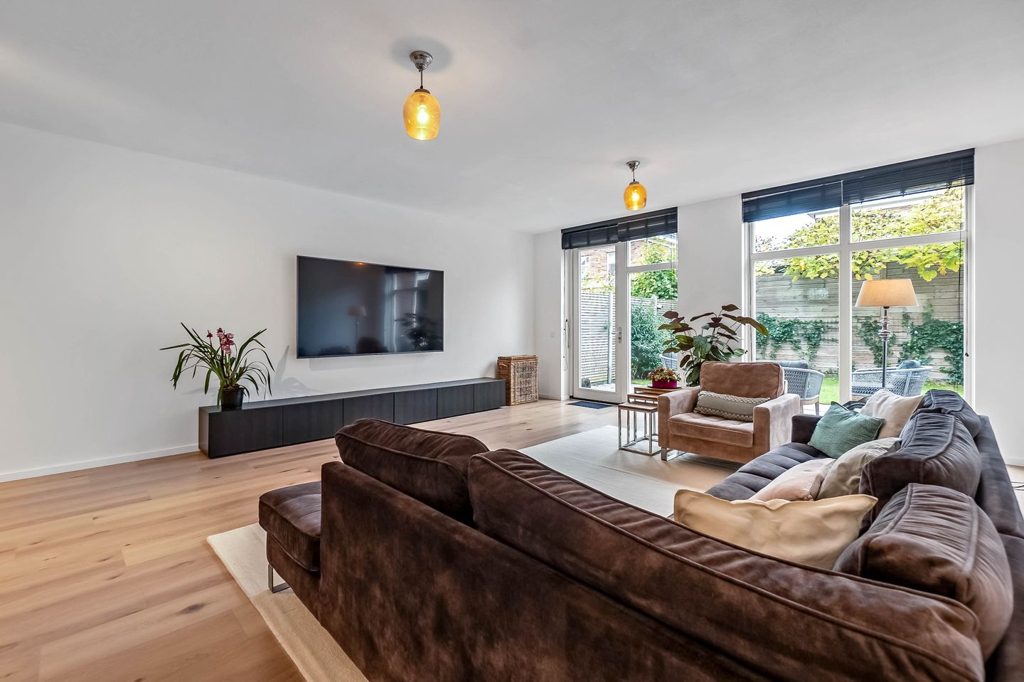 Foto 5 van Thomas Mannsingel 23