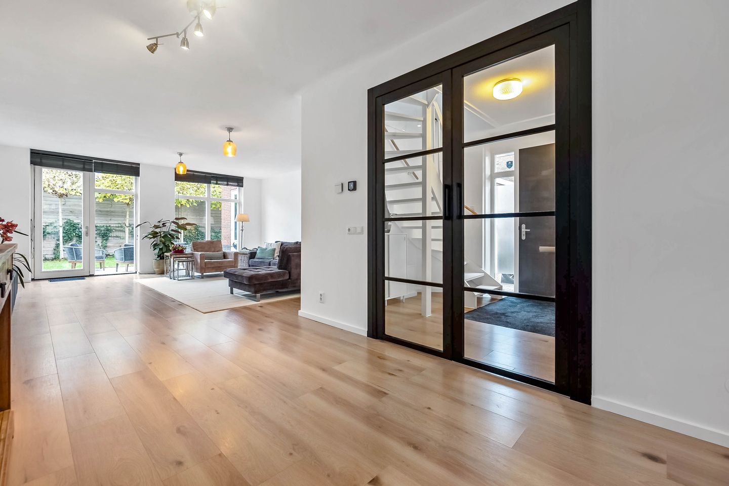 Foto 14 van Thomas Mannsingel 23