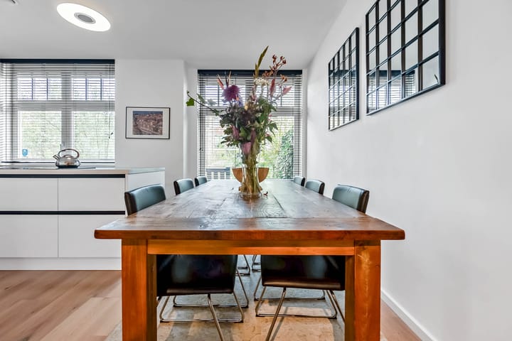 Foto 15 van Thomas Mannsingel 23