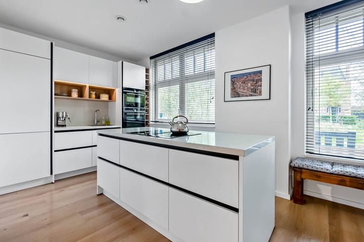 Foto 17 van Thomas Mannsingel 23