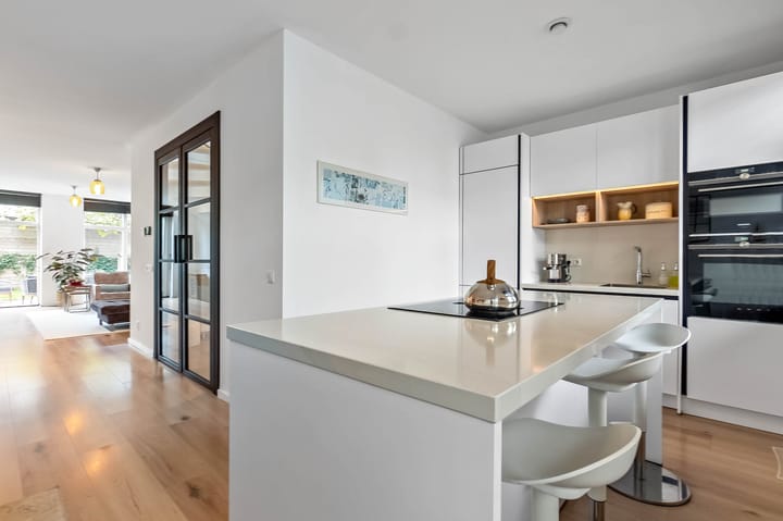 Foto 24 van Thomas Mannsingel 23