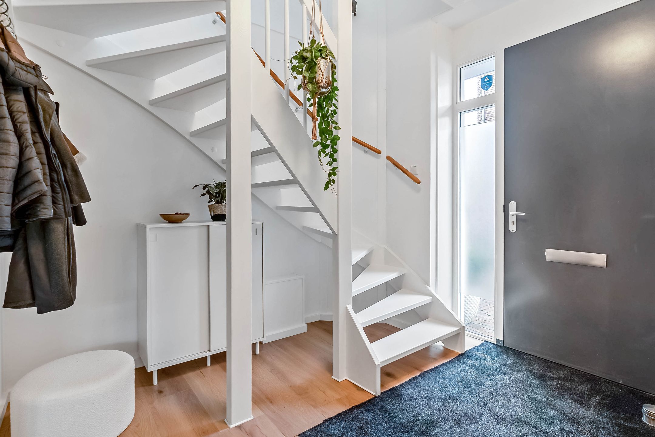 Foto 27 van Thomas Mannsingel 23