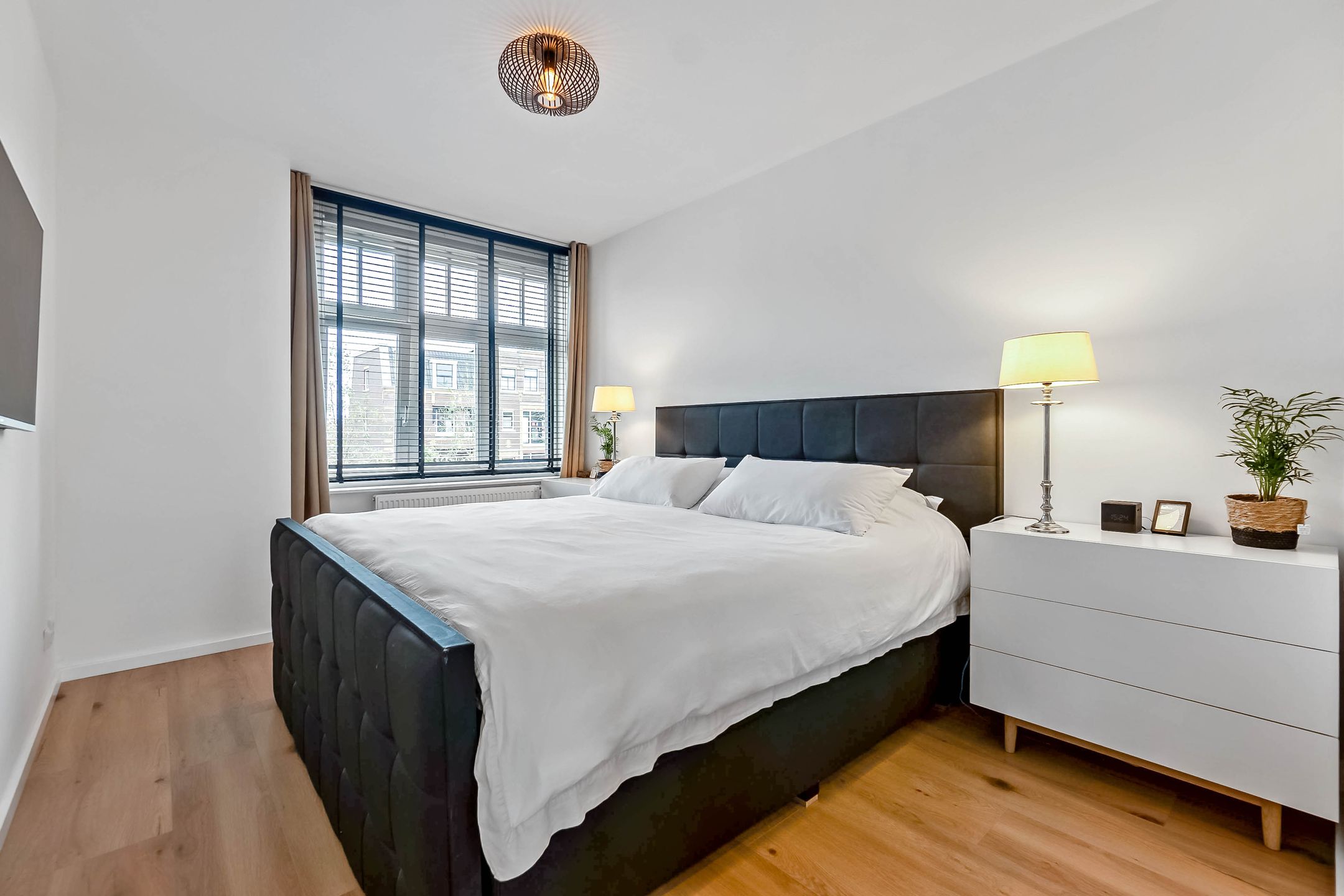 Foto 30 van Thomas Mannsingel 23