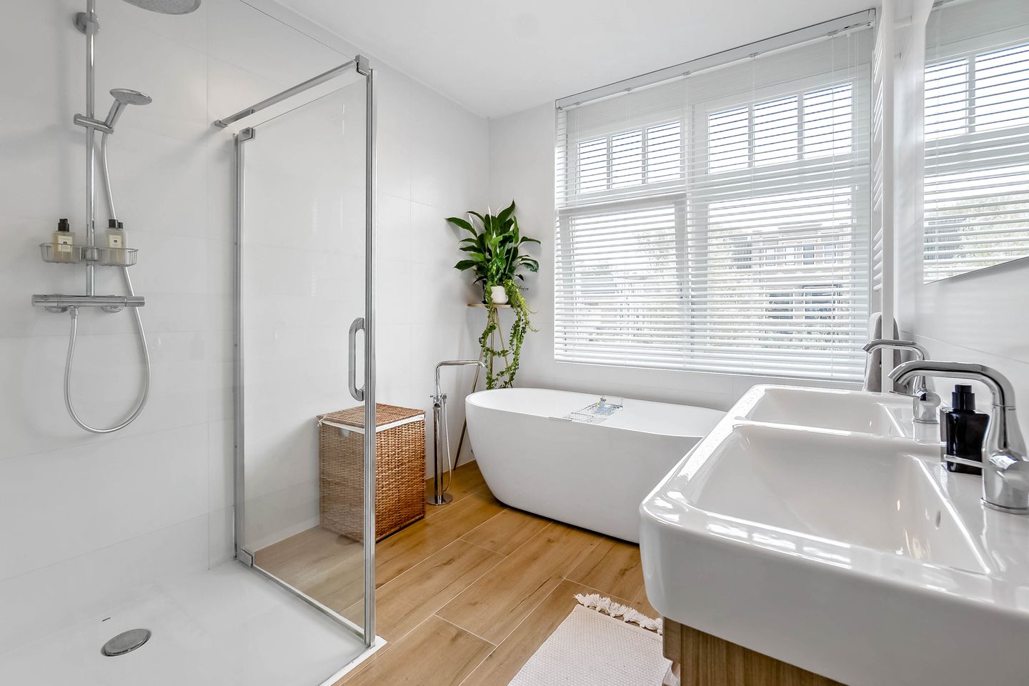 Foto 35 van Thomas Mannsingel 23