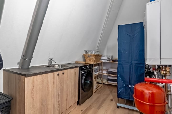 Foto 52 van Thomas Mannsingel 23