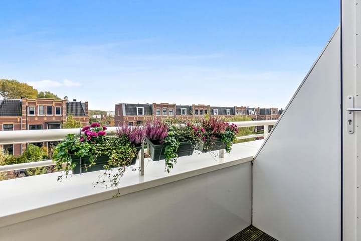 Foto 66 van Thomas Mannsingel 23