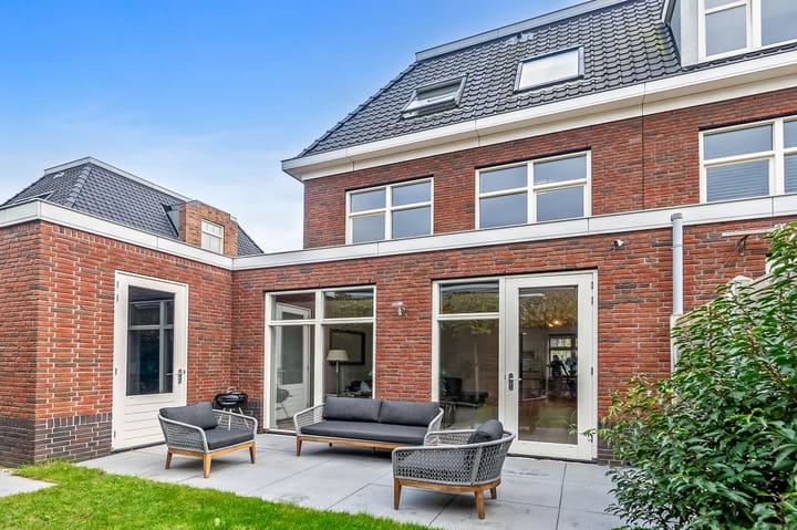 Foto 70 van Thomas Mannsingel 23