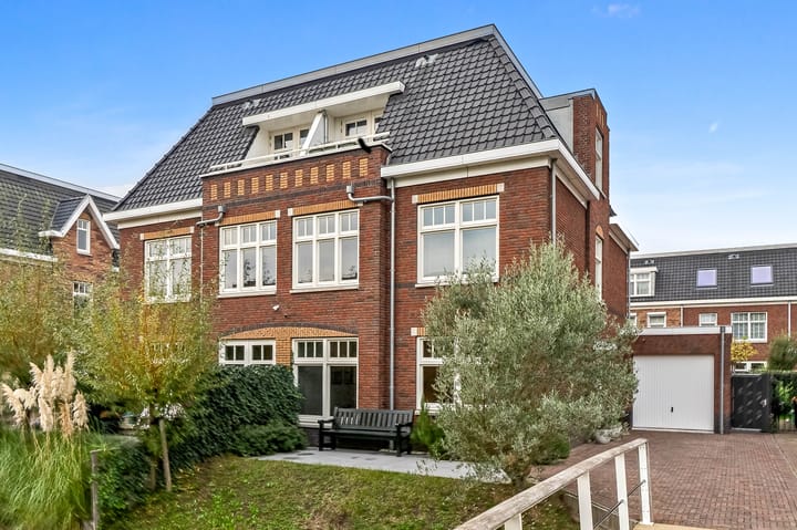 Foto 74 van Thomas Mannsingel 23