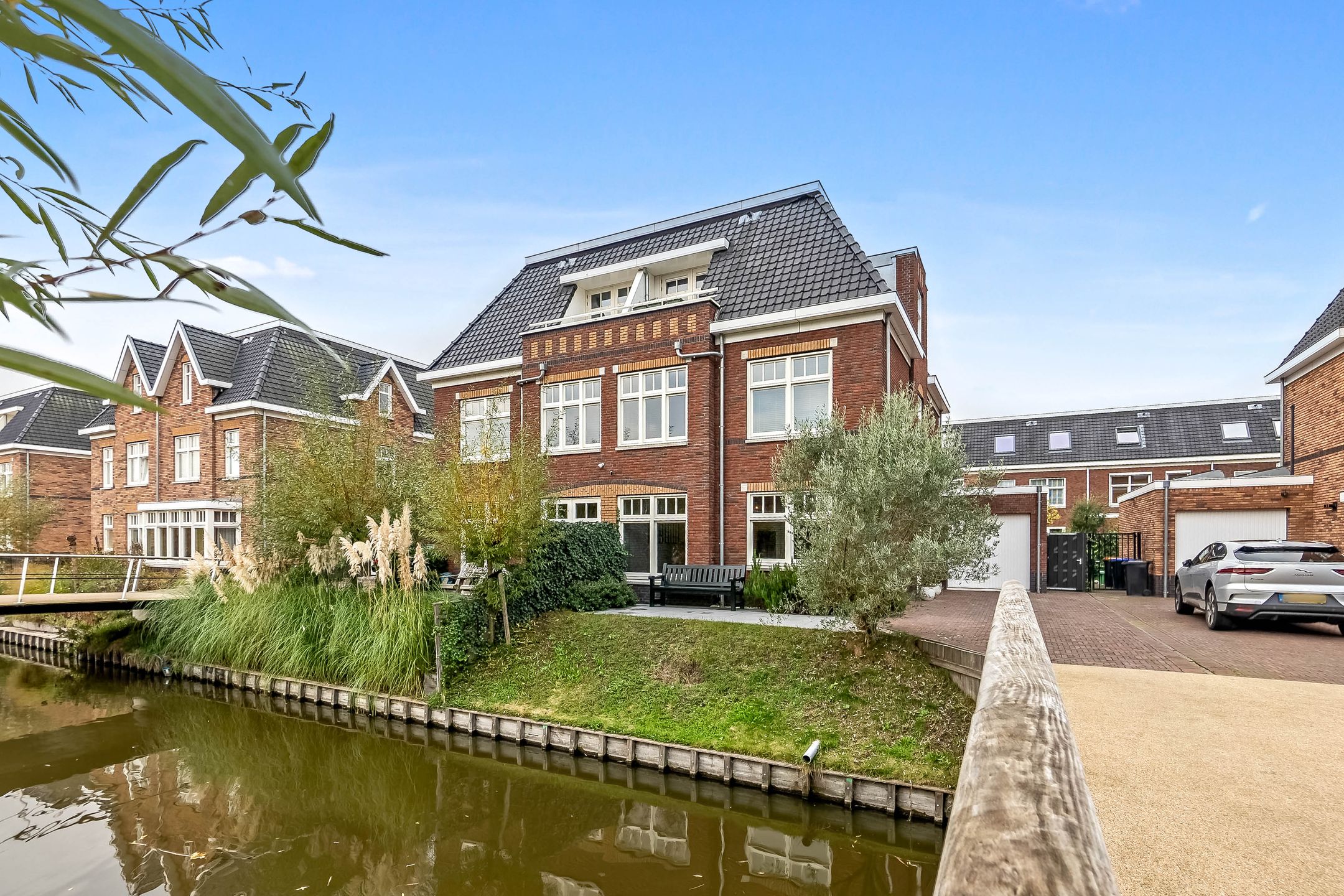 Foto 75 van Thomas Mannsingel 23