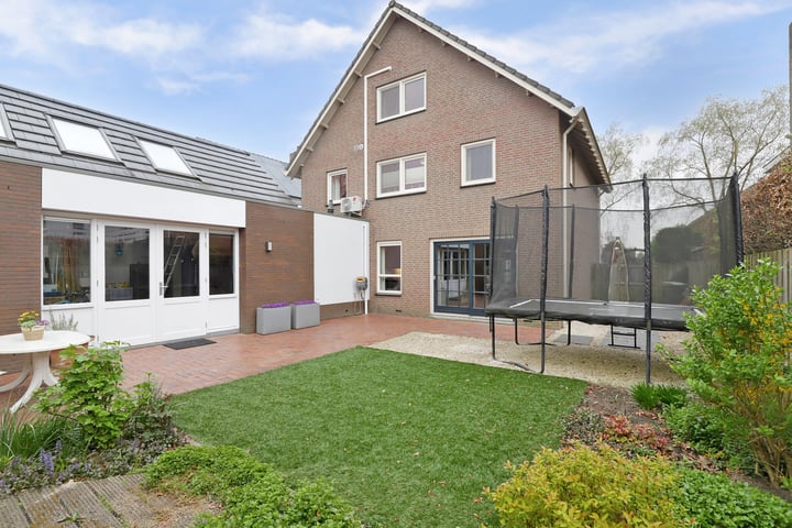 Foto 4 van Steenmakersstraat 6