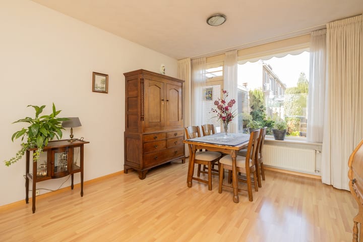 Foto 13 van Carillonstraat 4