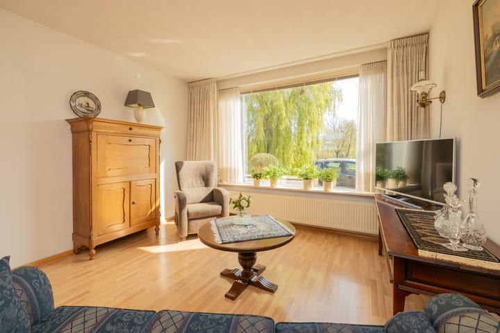 Foto 14 van Carillonstraat 4