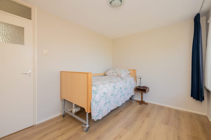 Foto 28 van Carillonstraat 4