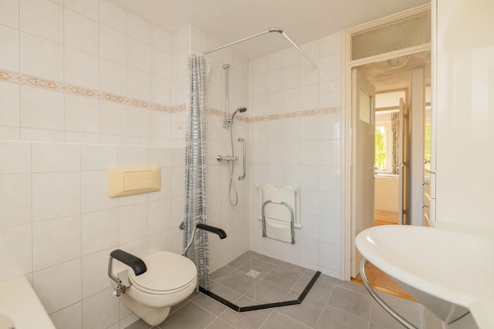 Foto 31 van Carillonstraat 4