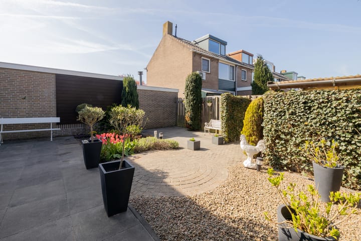 Foto 46 van Carillonstraat 4